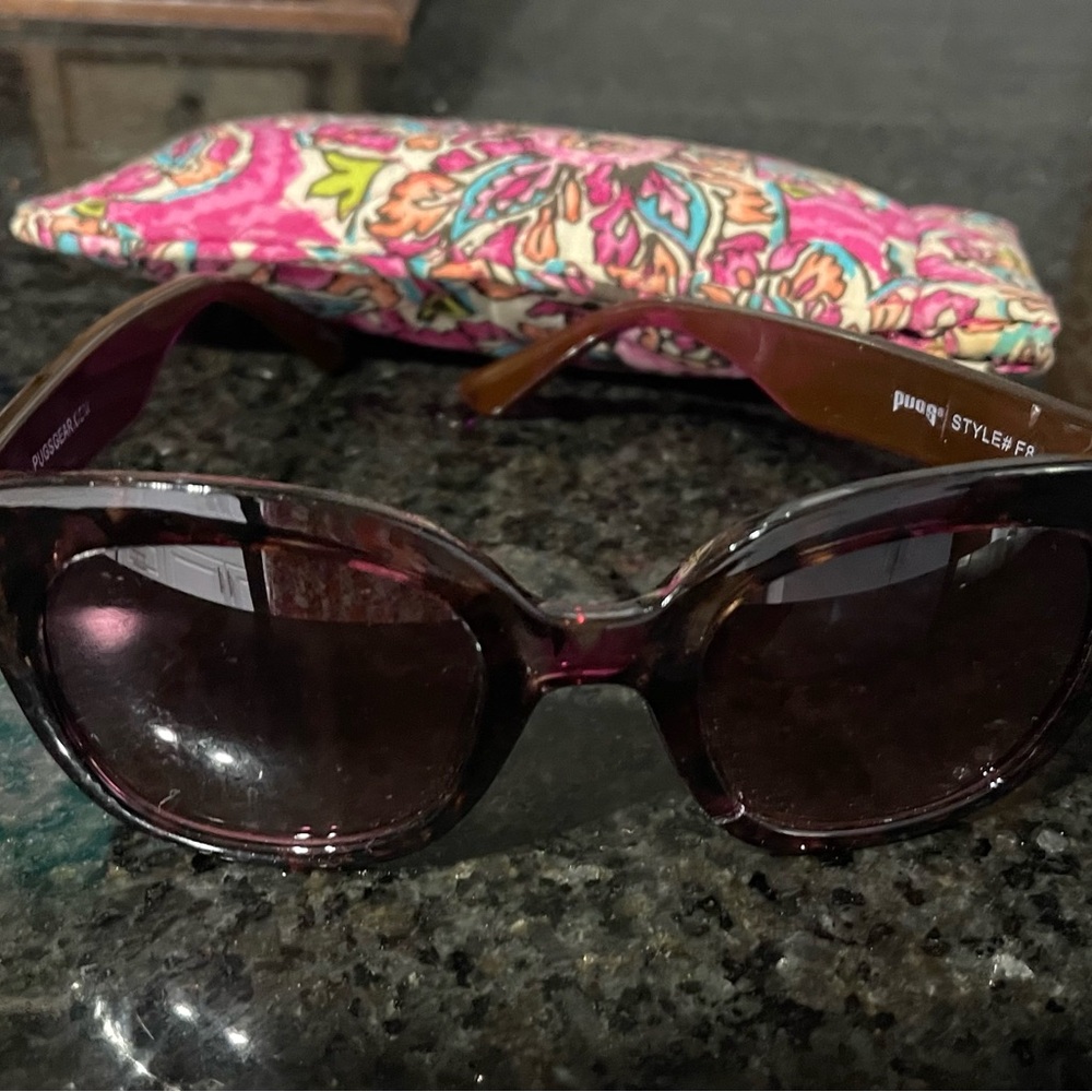 Purple Wraparound Sunglasses with Decorative Frames